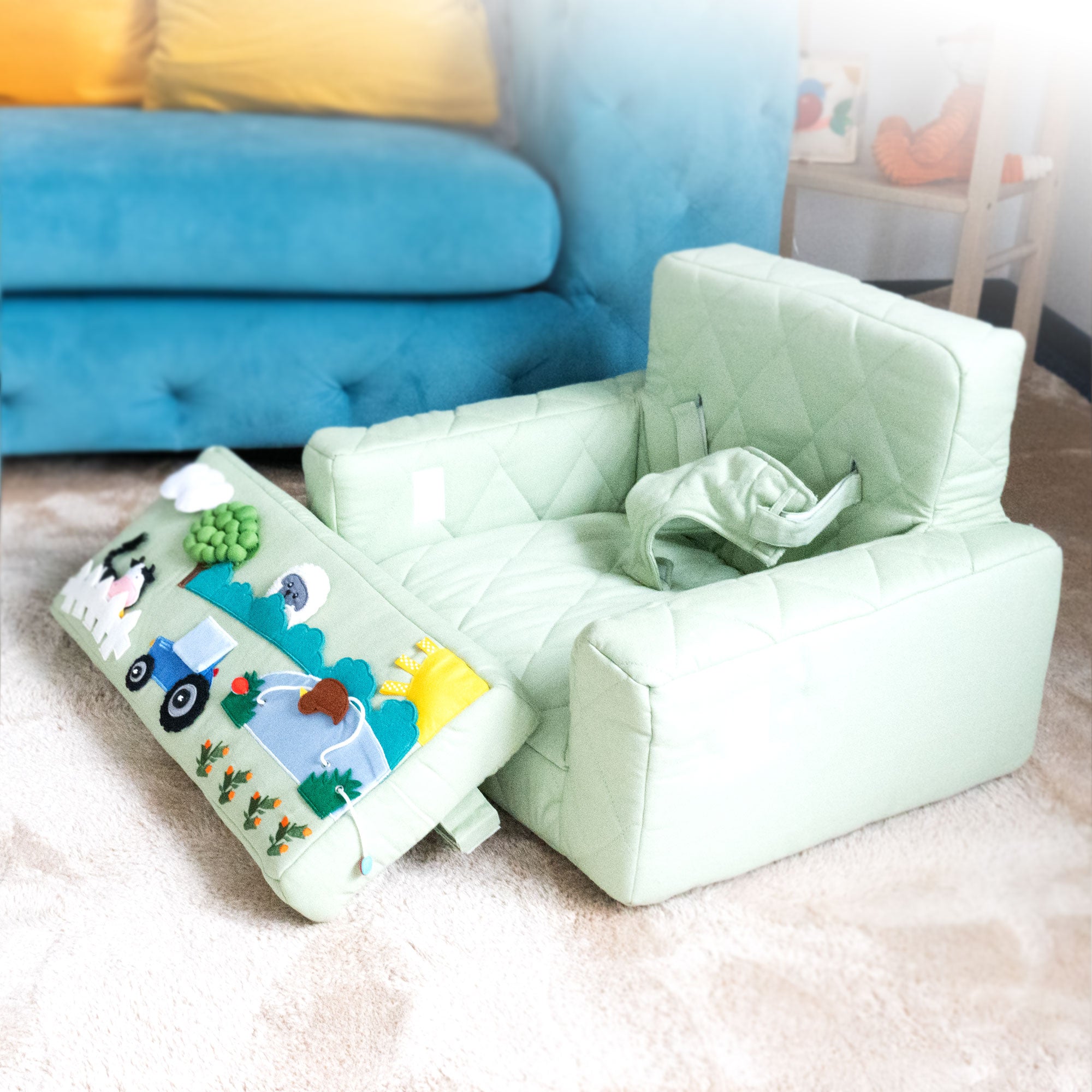 Activity armchair square Activity armchair Ecki green with farm cushion