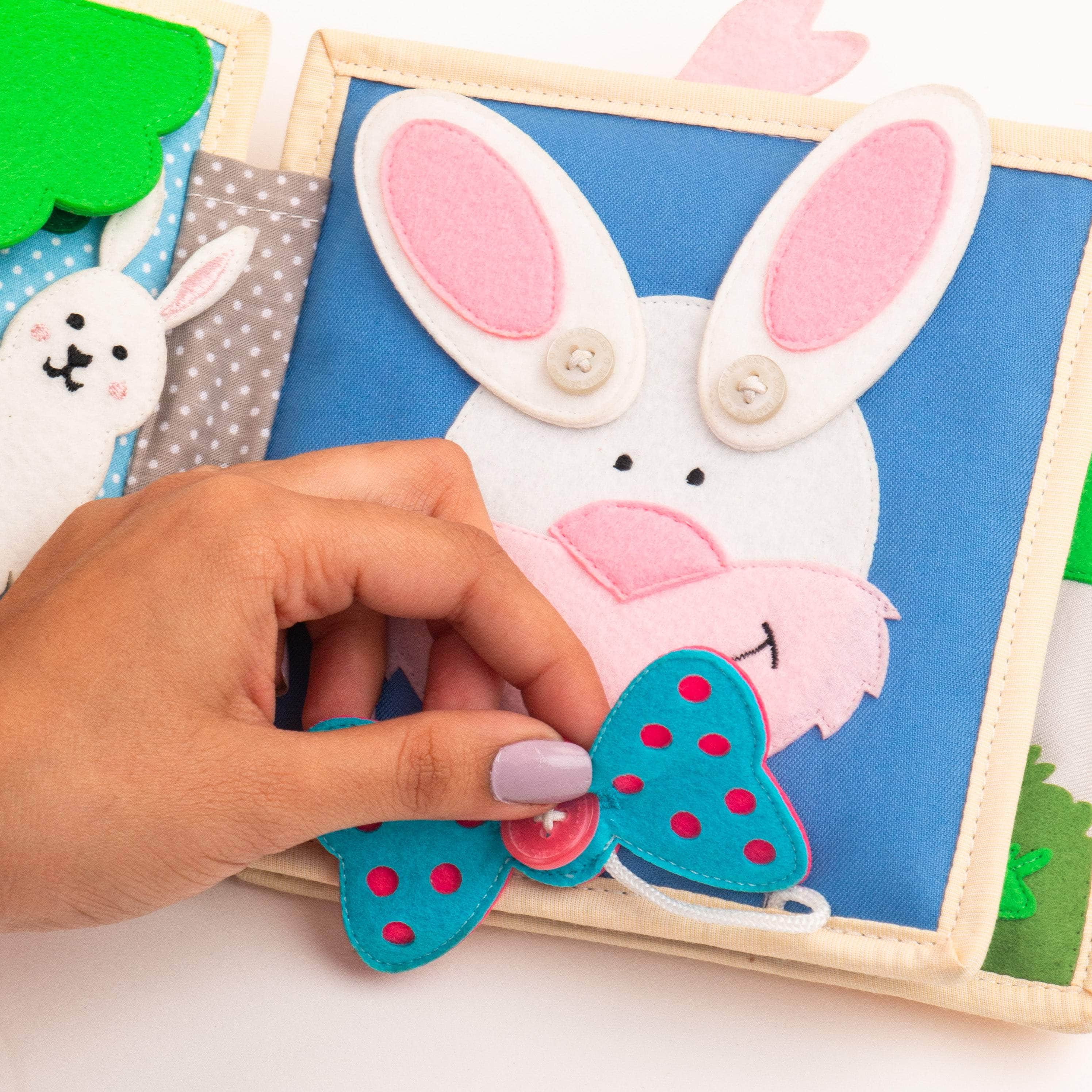 Funny Bunny- 6 pages Mini Quiet Book