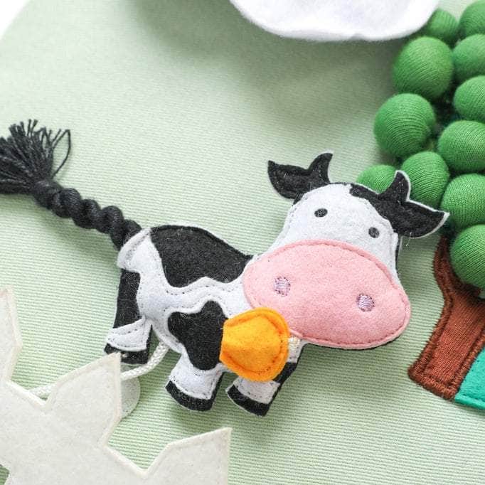 Activity armchair square Activity armchair Ecki green with farm cushion